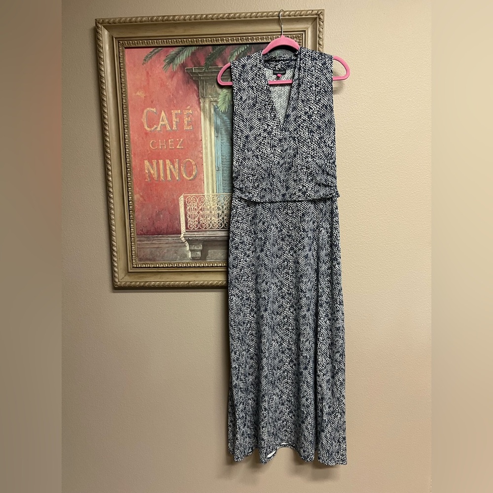 Vince Camuto Sleeveless Blue  & White Snake Print Patterned Maxi Dress